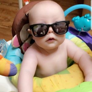 Meet your Posher, Adrian